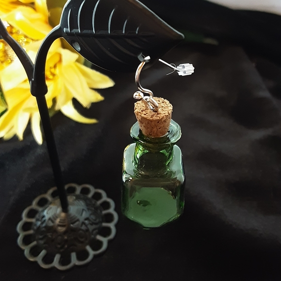 Handcrafted Bottle Earrings Green Cottagecore - Picture 3 of 4